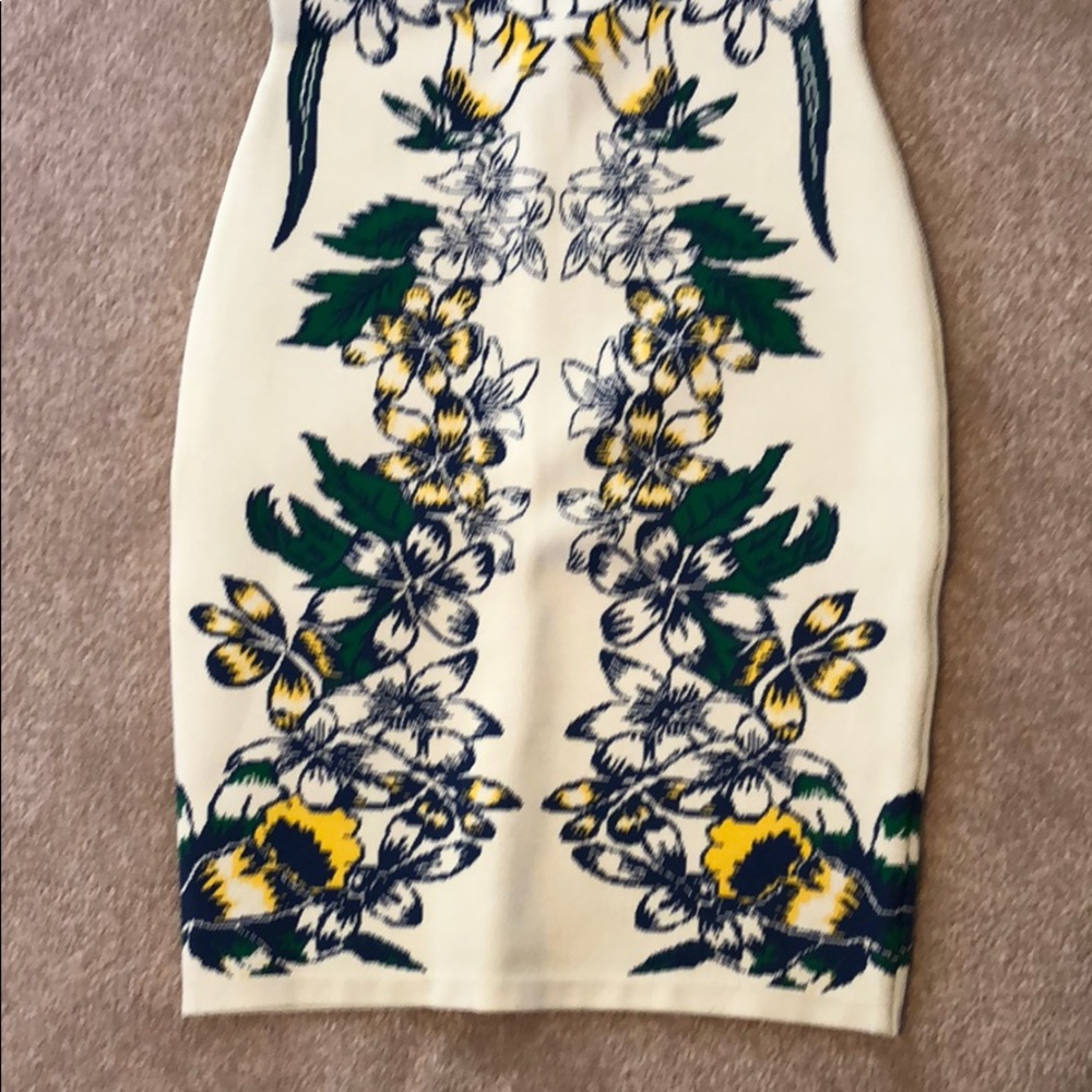 BCBG Maxazria cocktail dress - Picture 5 of 6